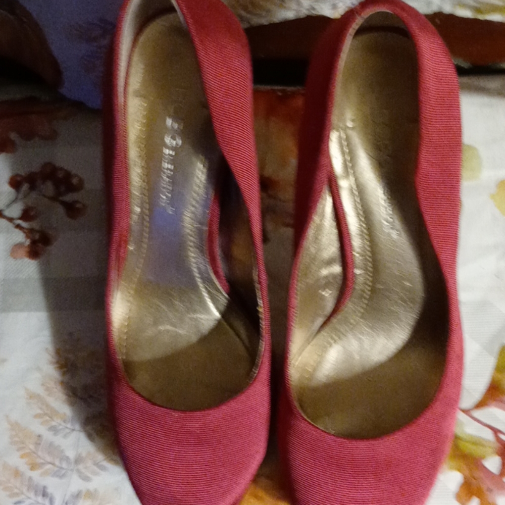 Shoes heel. BoB g(  eneration